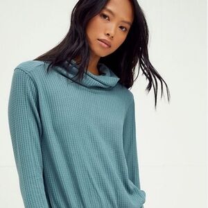 Anthropologie Akemi + Kin Thermal Cowlneck Pullover Top